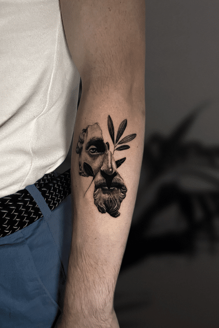 Estudio de Tatuajes en Miraflores , Lima - Tatau Perú